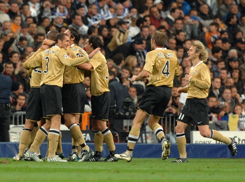 小规模的茶籽油生产线